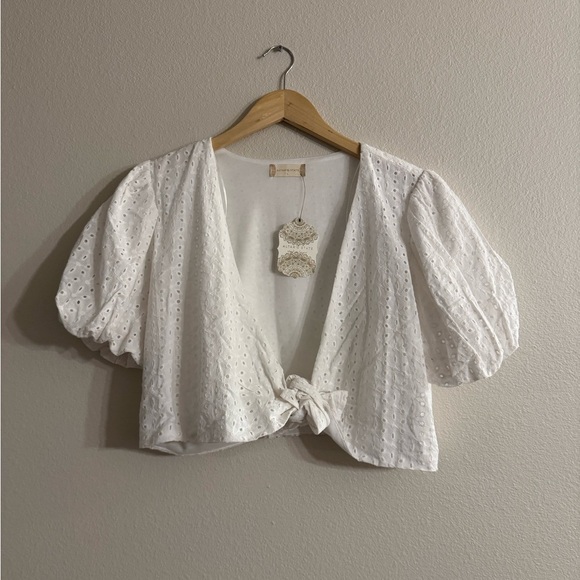Altar'd State Tops - Altar'd State White Puff Sleeve Crop Blouse